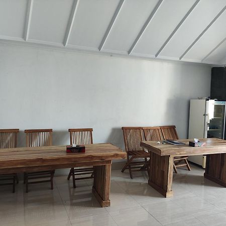 Ega S Hostel Batununggul ภายนอก รูปภาพ